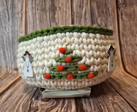 Weihnachtliches Häkelkörbchen
