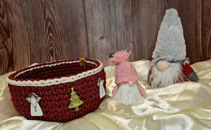 Weihnachtliches Häkelkörbchen